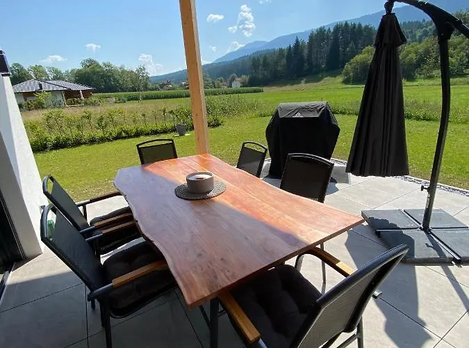 Buk Feriehus Hermagor-Pressegger See